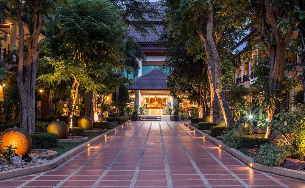 Juntra Resort & Hotel Nakhon Nayok Ngoại thất bức ảnh