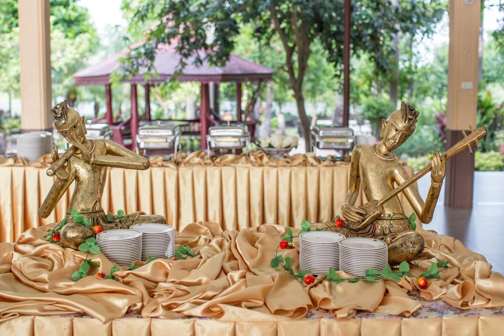 Juntra Resort & Hotel Nakhon Nayok Ngoại thất bức ảnh